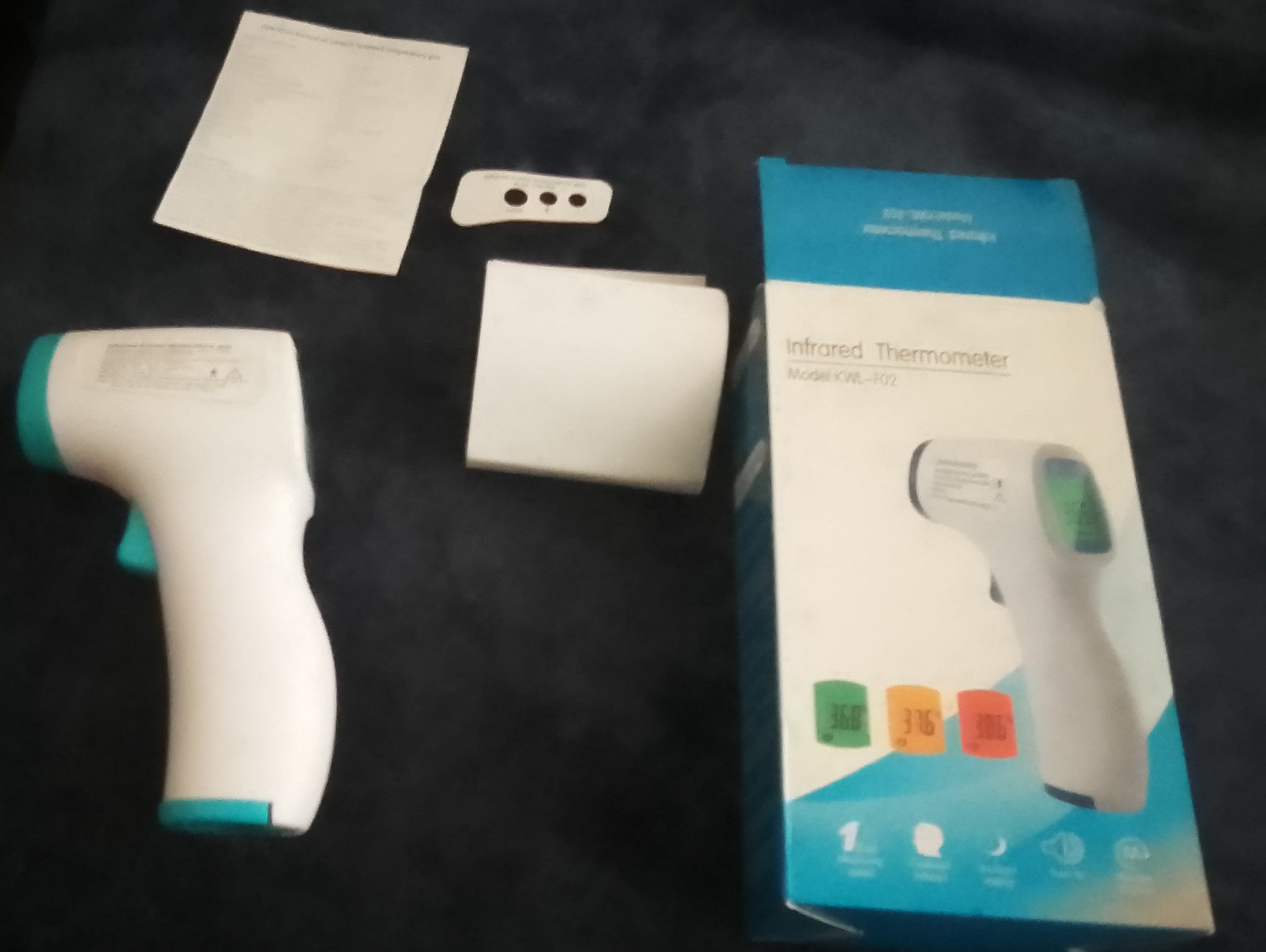 Infrared Thermometer Model: KWL-F02, With Memory Function And Fever Tip
